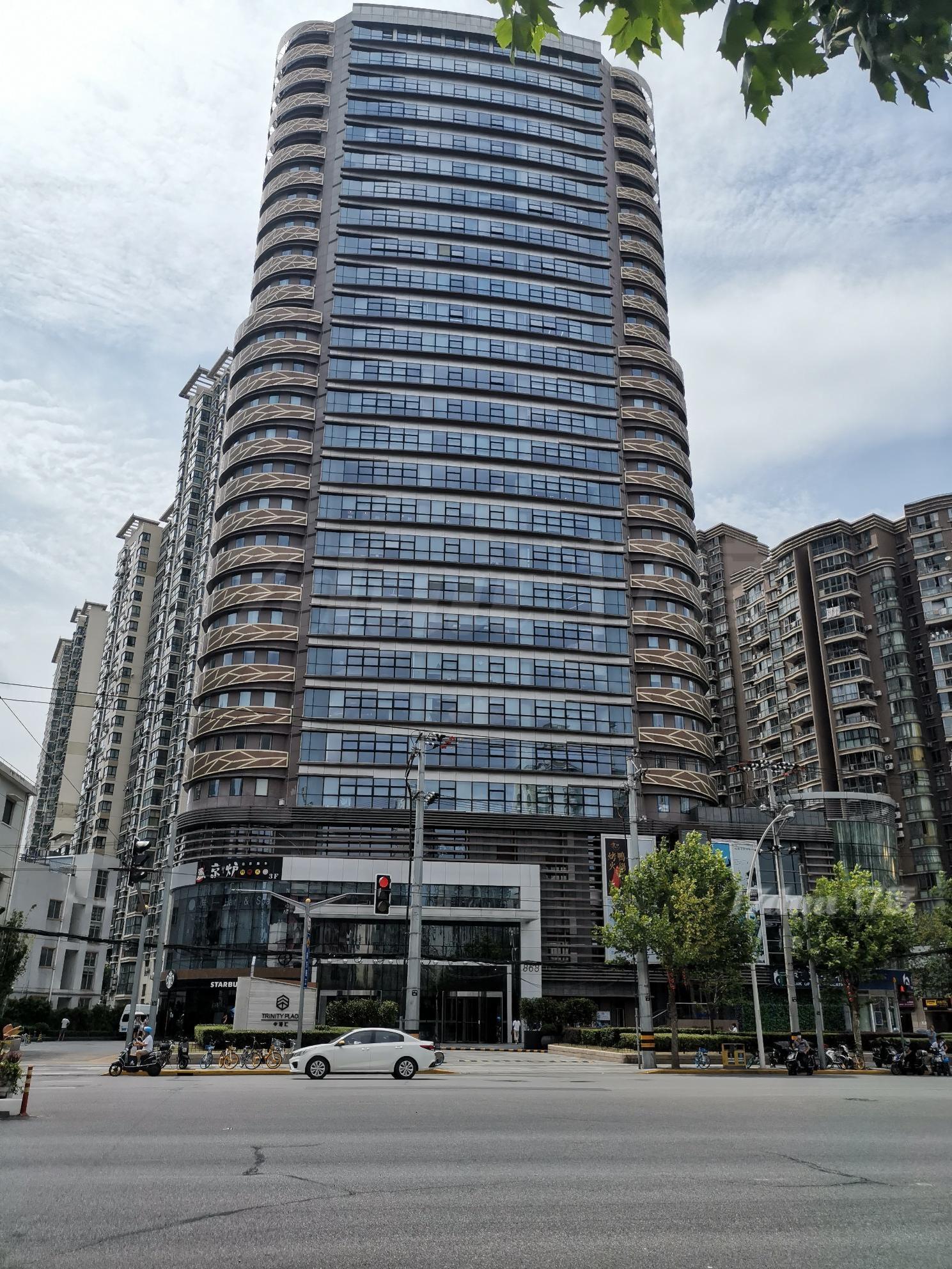 长寿路中港汇大厦,精装配家具,13,14号线武宁路,房型方正