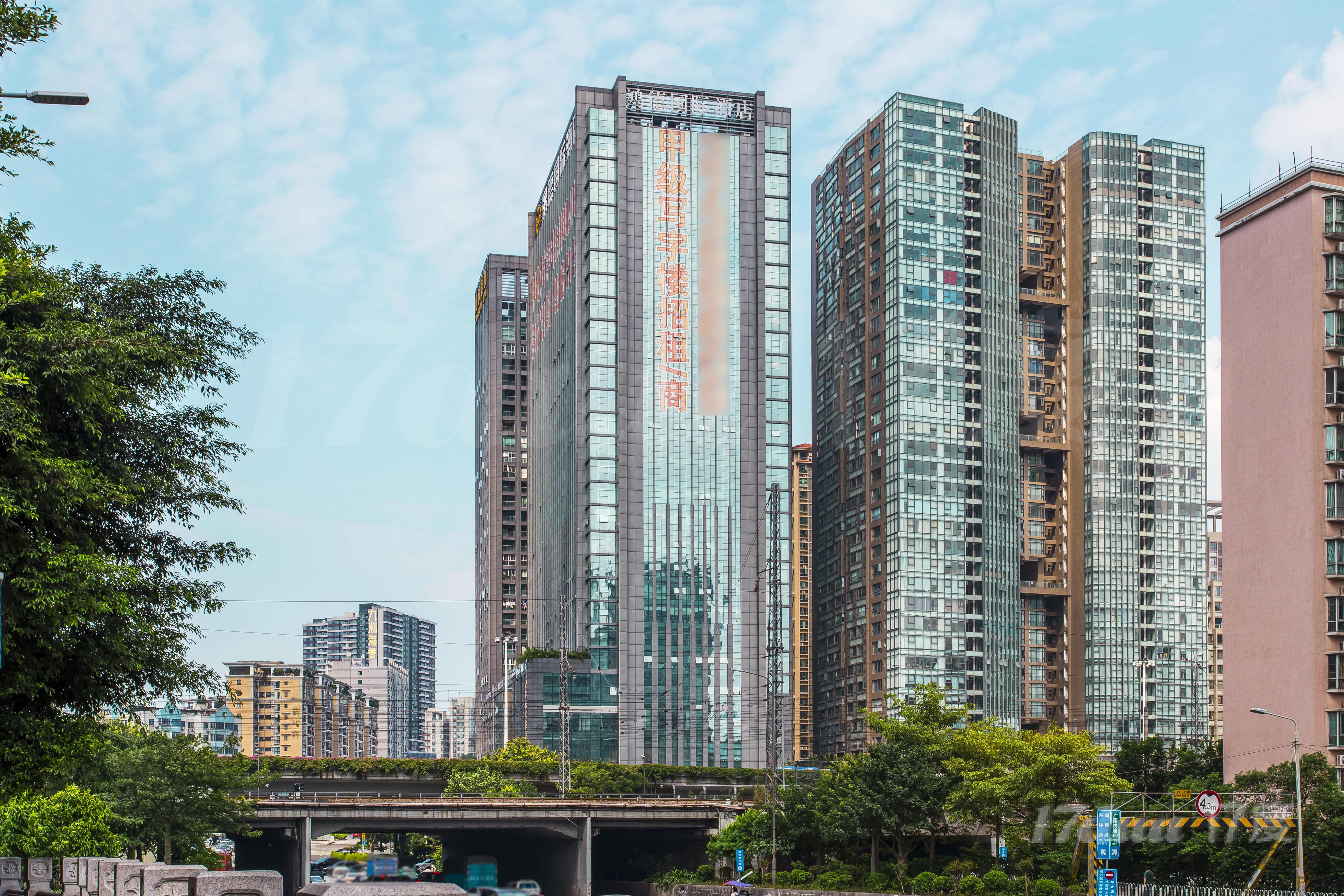 鸿德财润国际大厦