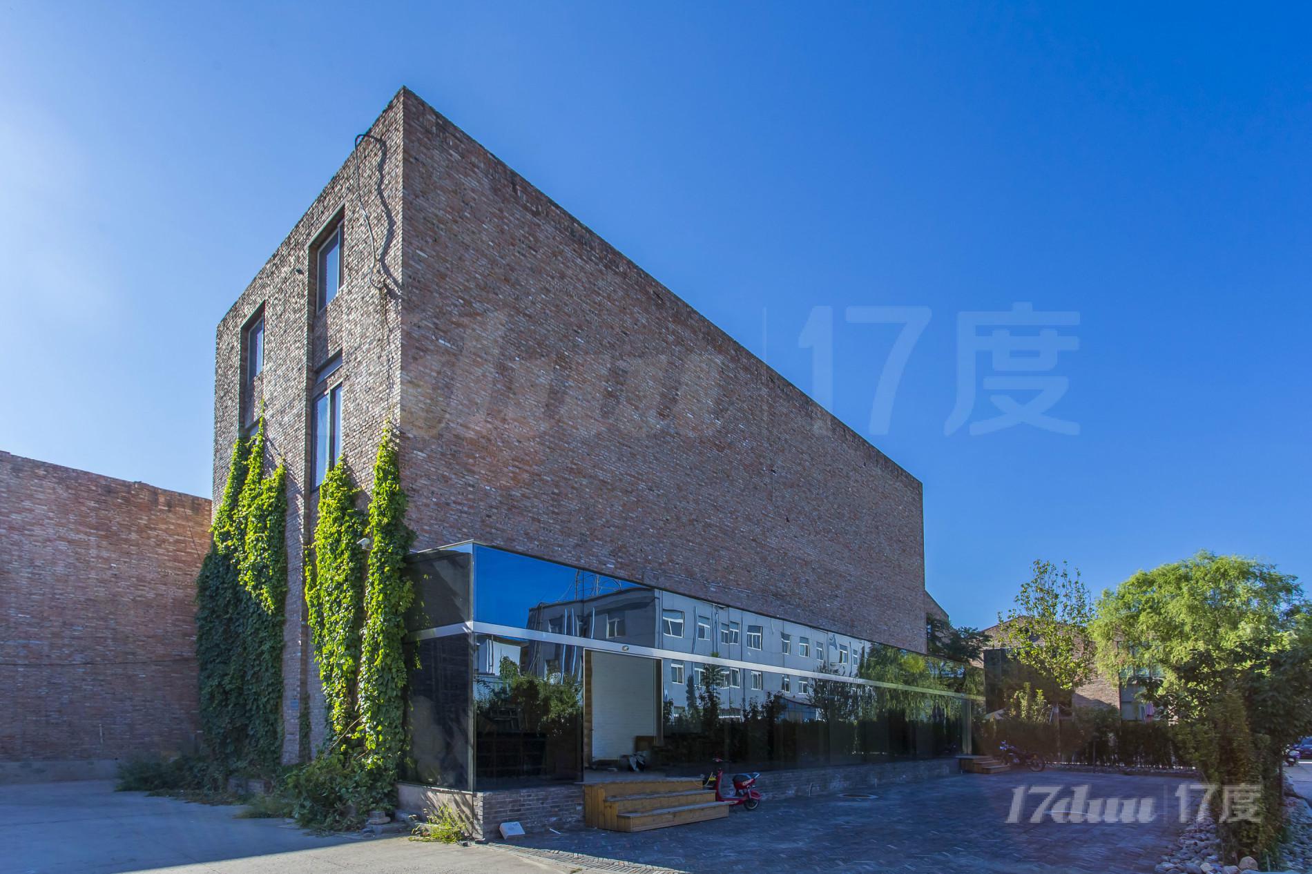 环铁艺术城