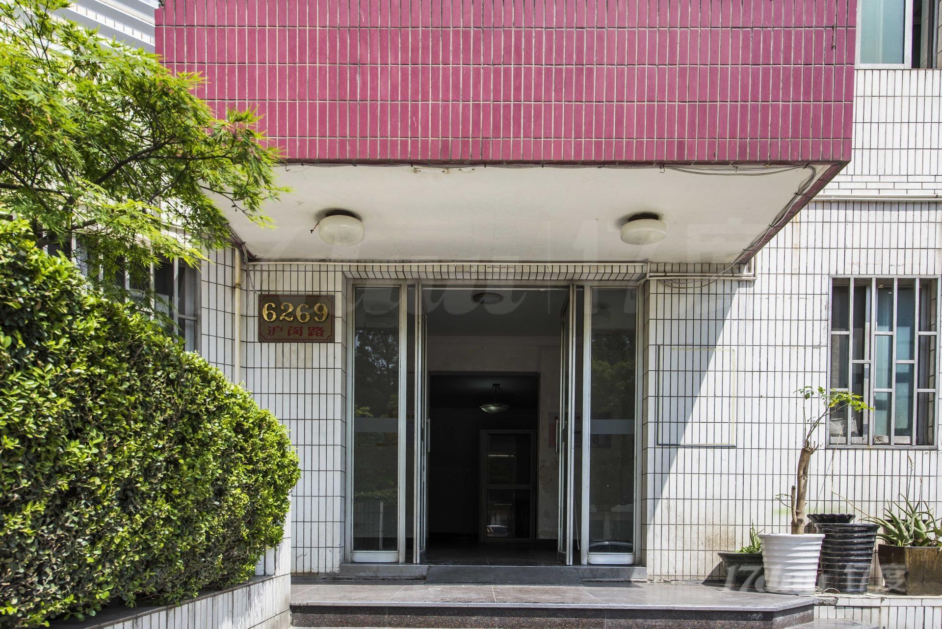 银霄大厦B楼