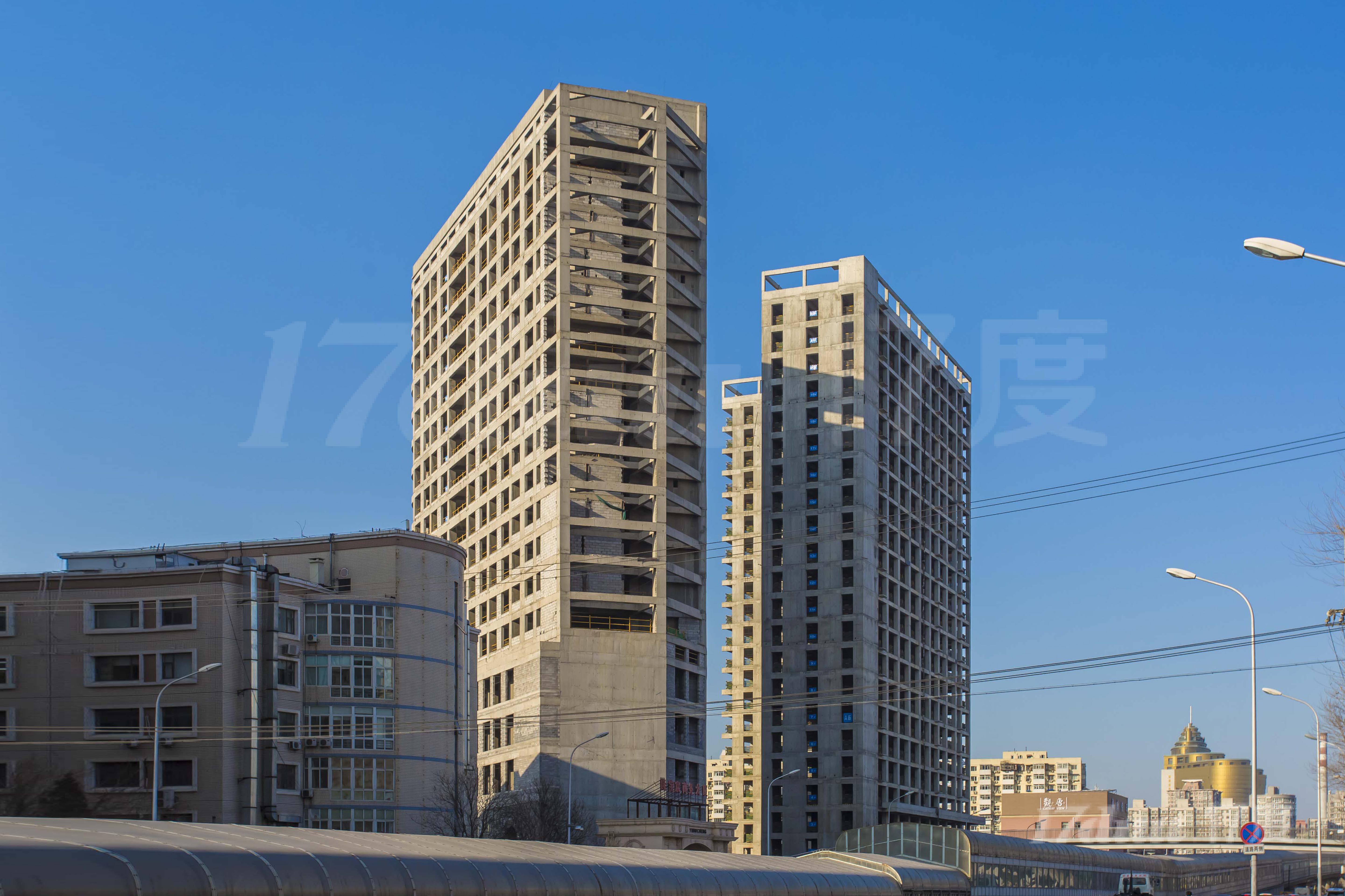 隆宝宸商务大厦