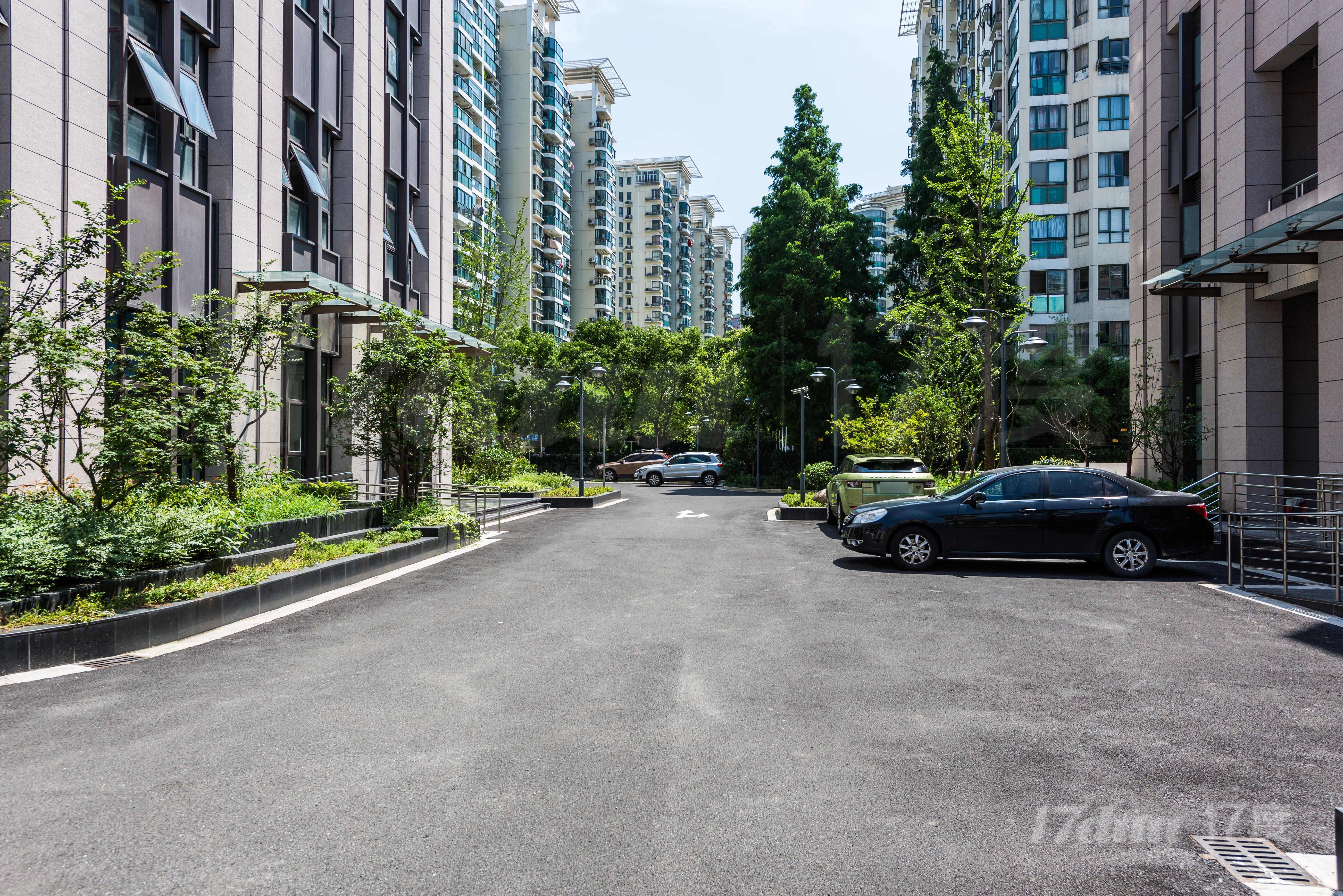 上海医药大学职工培训中心