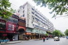 川裕大厦