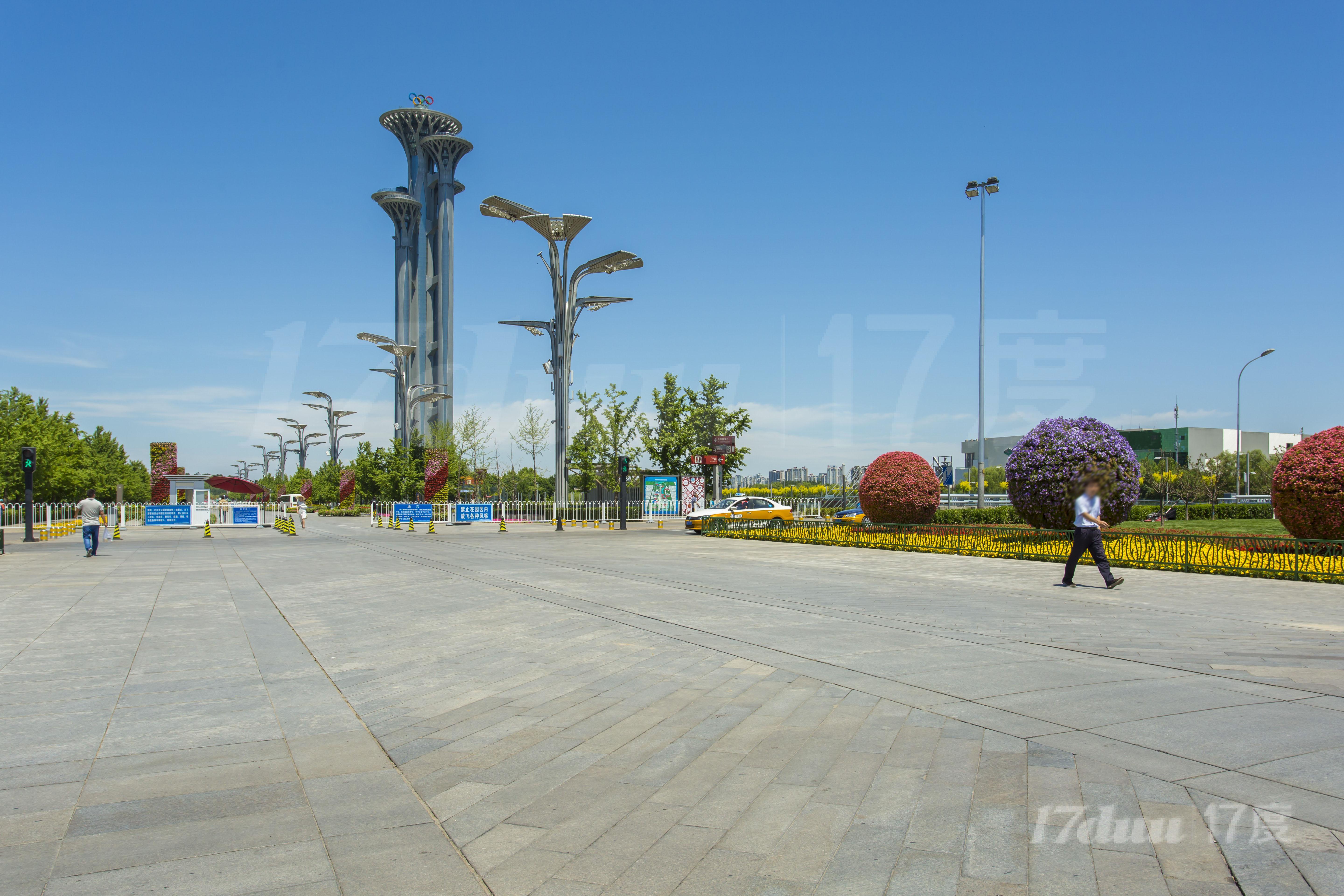 湖景东路7号