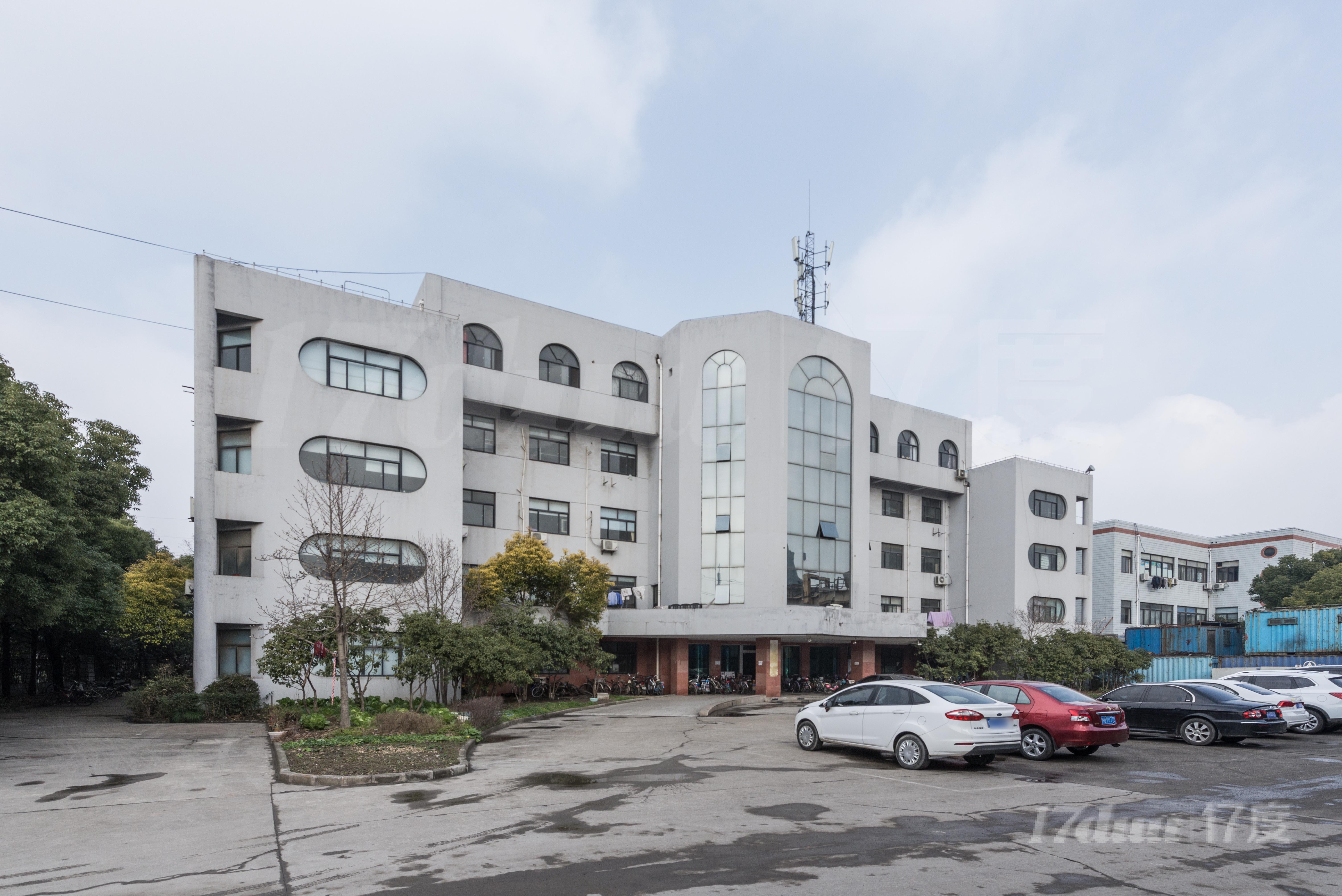 富杨路655号