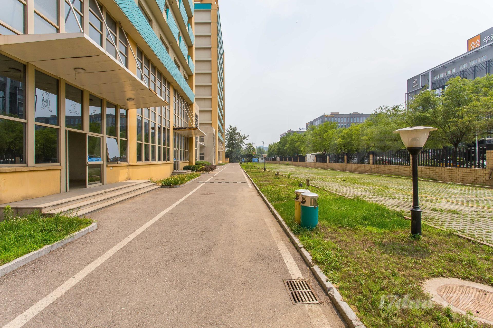 尚科办公社区（酒仙桥PLUS）