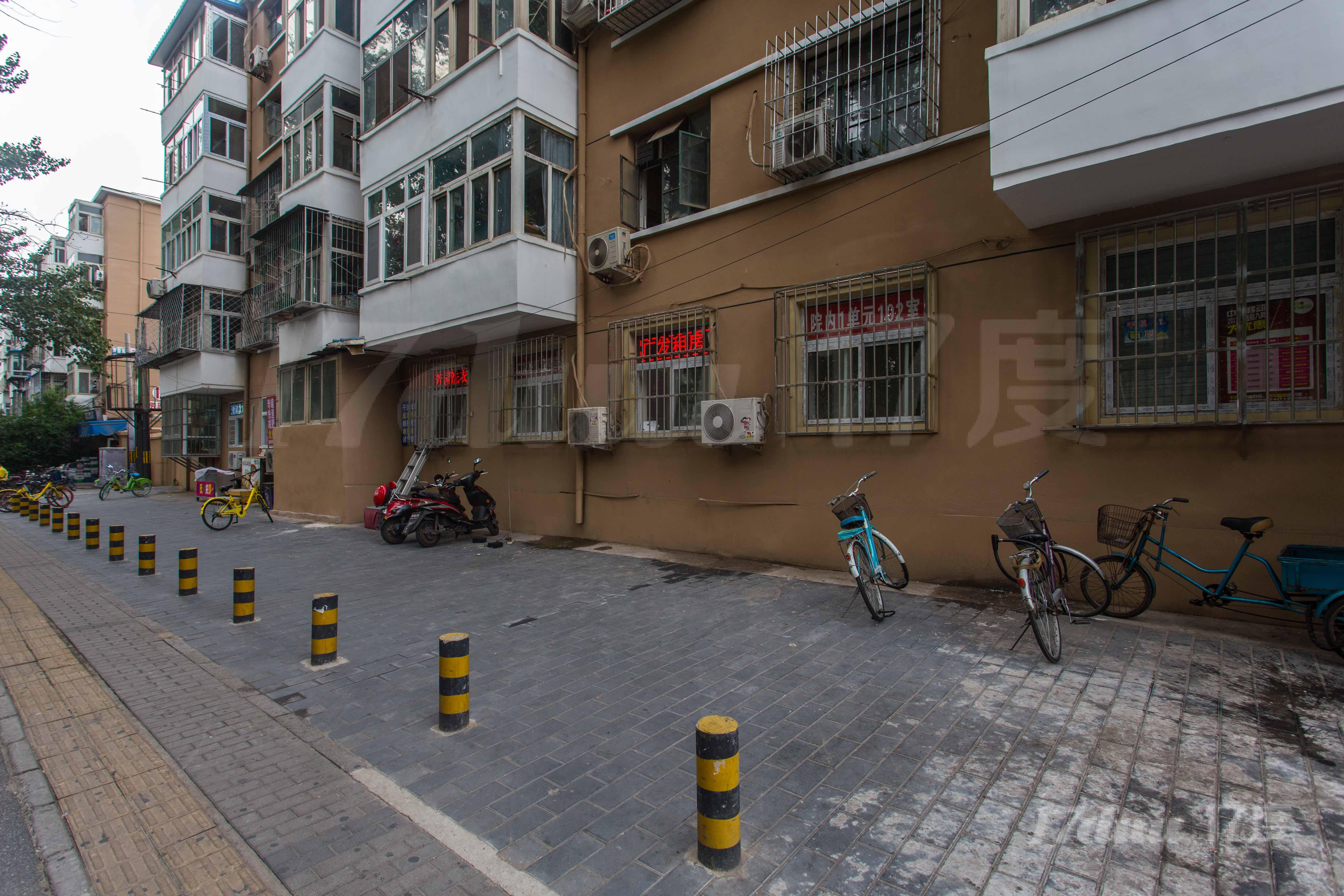 东坝志港路