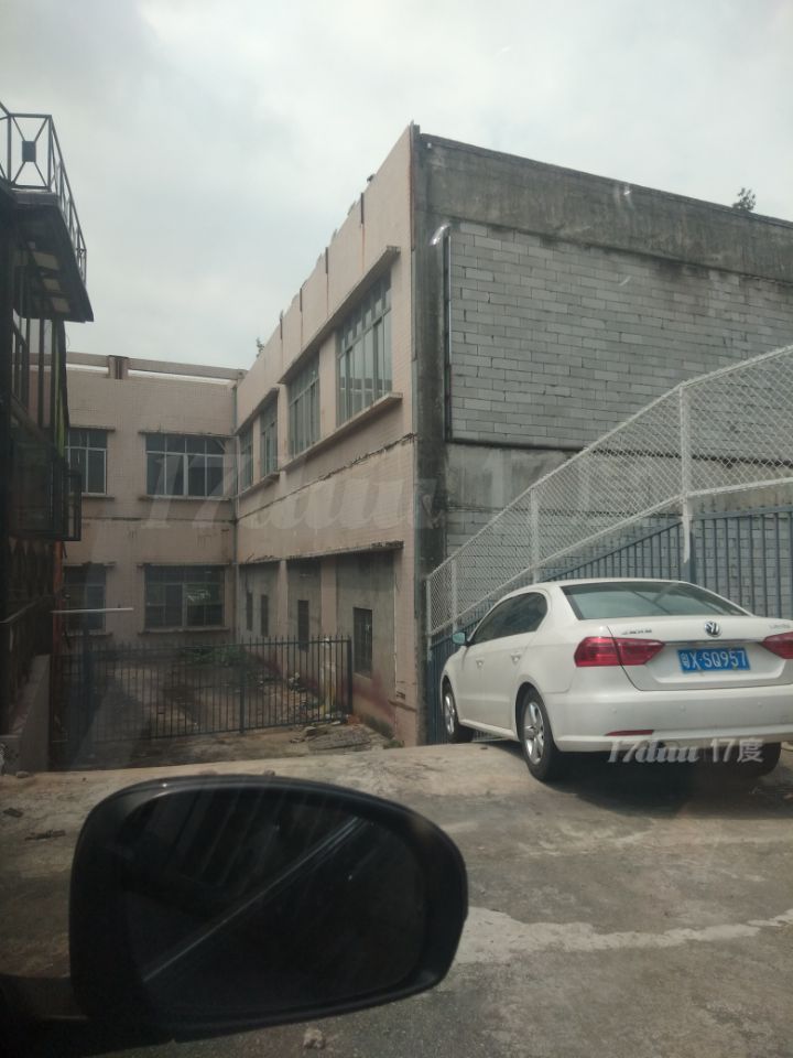 元岗路与沙太中路交叉口 