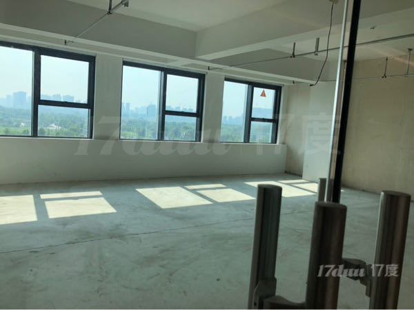 滨湖新区新省府云峯中心 稀缺小户型 双地铁 办公室完美驻点