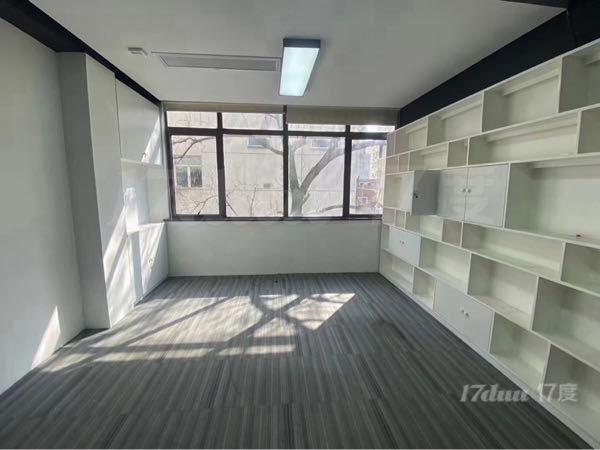1号线石龙路地铁站近内环花园式办公精装全配随时可看超长免租期