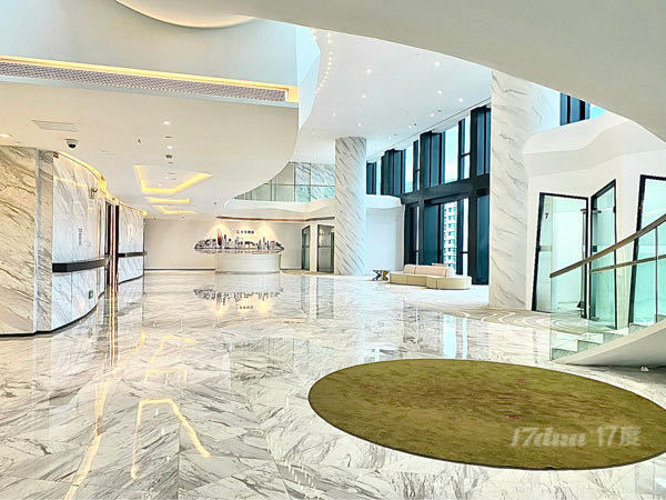 珠江新城CBD，豪装复式LOFT，拎包入住，超甲级写字楼，