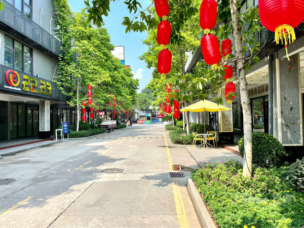 广州创意园林办公，地铁口，精装配家具，拎包入住，绿化覆盖40