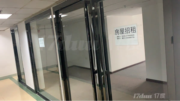 房东优价直租 新装修，采光好，2+1格局
