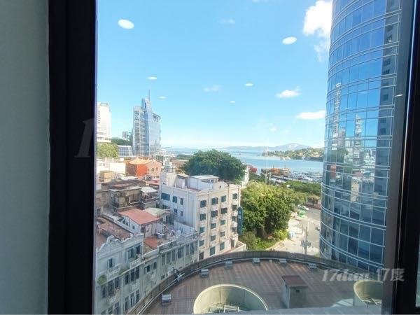 全海景海光大厦全新装修领包入住1+1