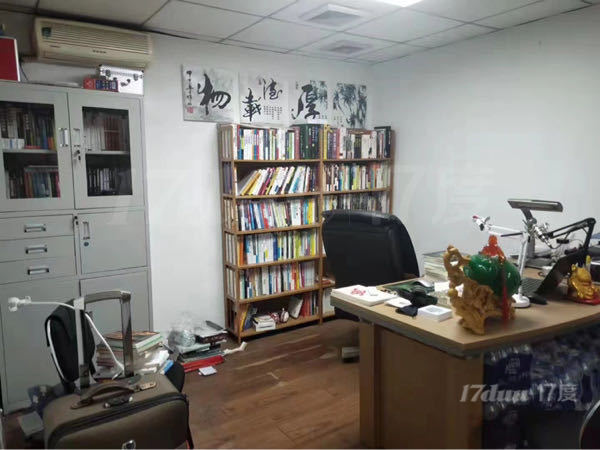 房东直租，价格实惠，黄金位置，适合办公
