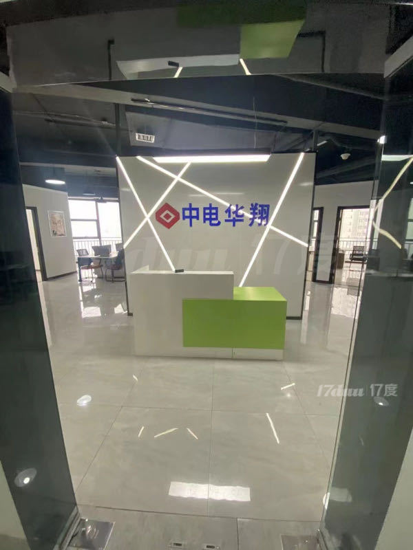 迎泽西地铁上！超低租金！