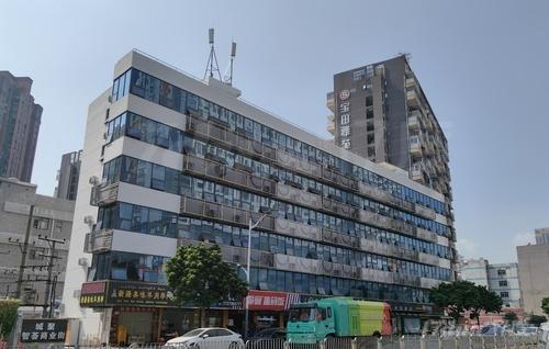 城脉智荟商业街(西乡供销社翠樱楼店)