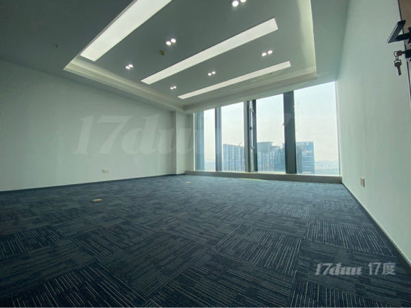 蛤地地铁口国金大厦新装修办公室出租，采光好