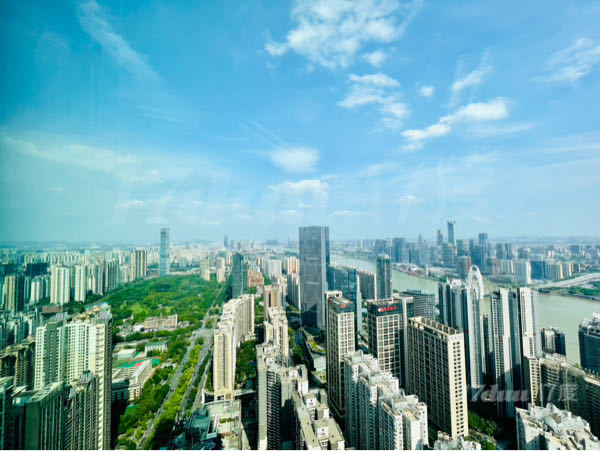 超甲级，超高层，拎包入驻，与上市公司为邻居，广州CBD地标
