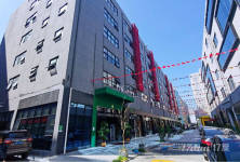宝安西乡一楼现成精装修可办公可商业做会所接待场地出租