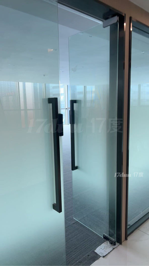 龙汇大厦21楼出租