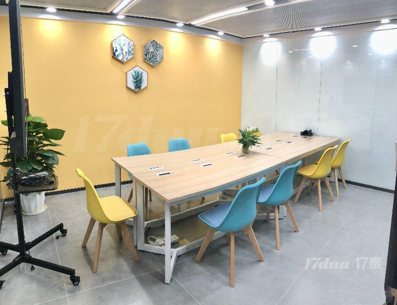 武候区会议室出租培训室短租小时租、设备齐全，即租即用