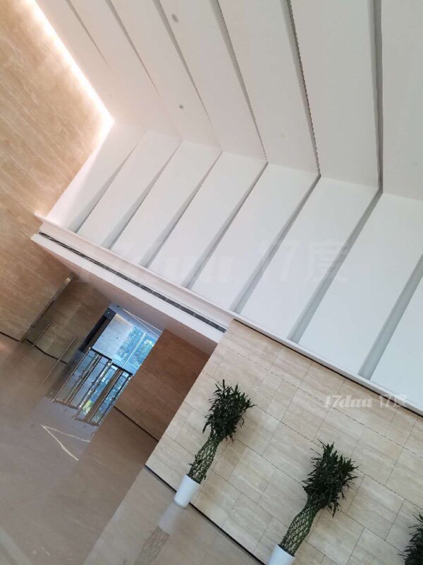 虹桥世界中心655室 商住一体loft公寓办公室出租