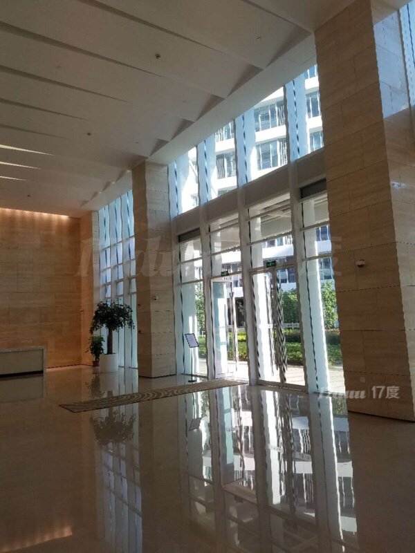 虹桥世界中心655室 商住一体loft公寓办公室出租