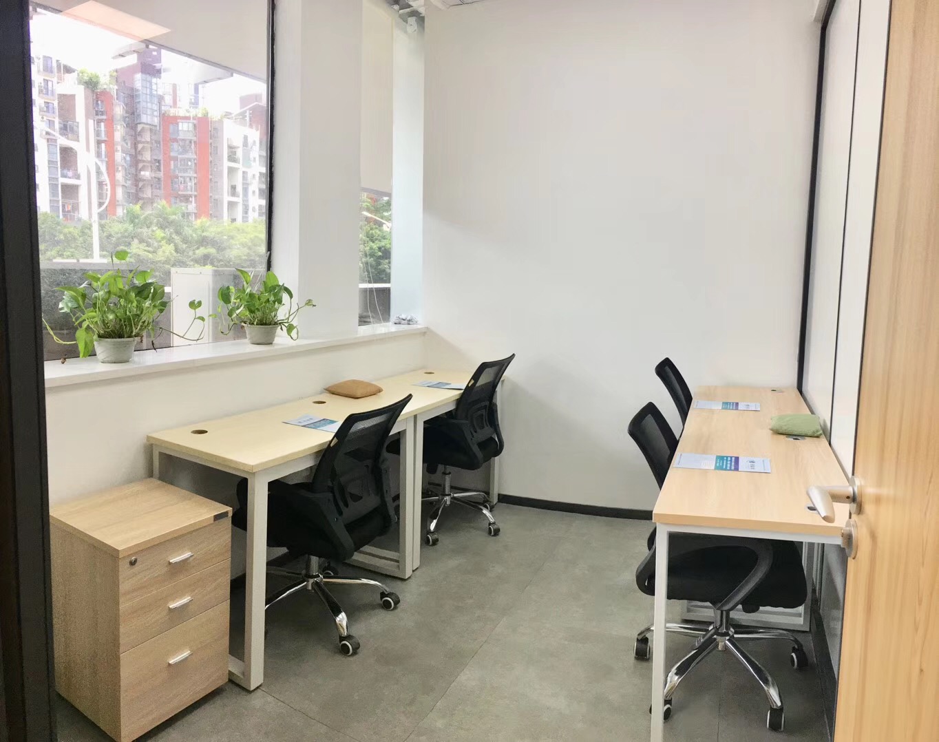 车公庙办公室天安数码城办公室2人办公室