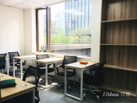 宝安港隆城精装小型办公室特价出租，各种面积有，可注册