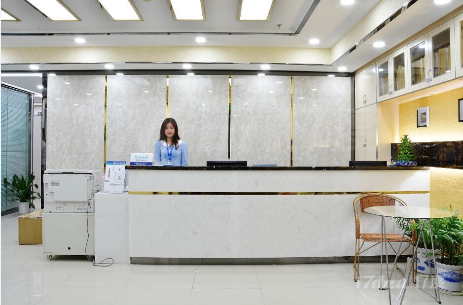 《福田中心区办公卡位出租》租赁凭证出租，580元起！