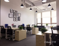 罗湖口岸附近小型办公室卡位出租，可注册/仓库
