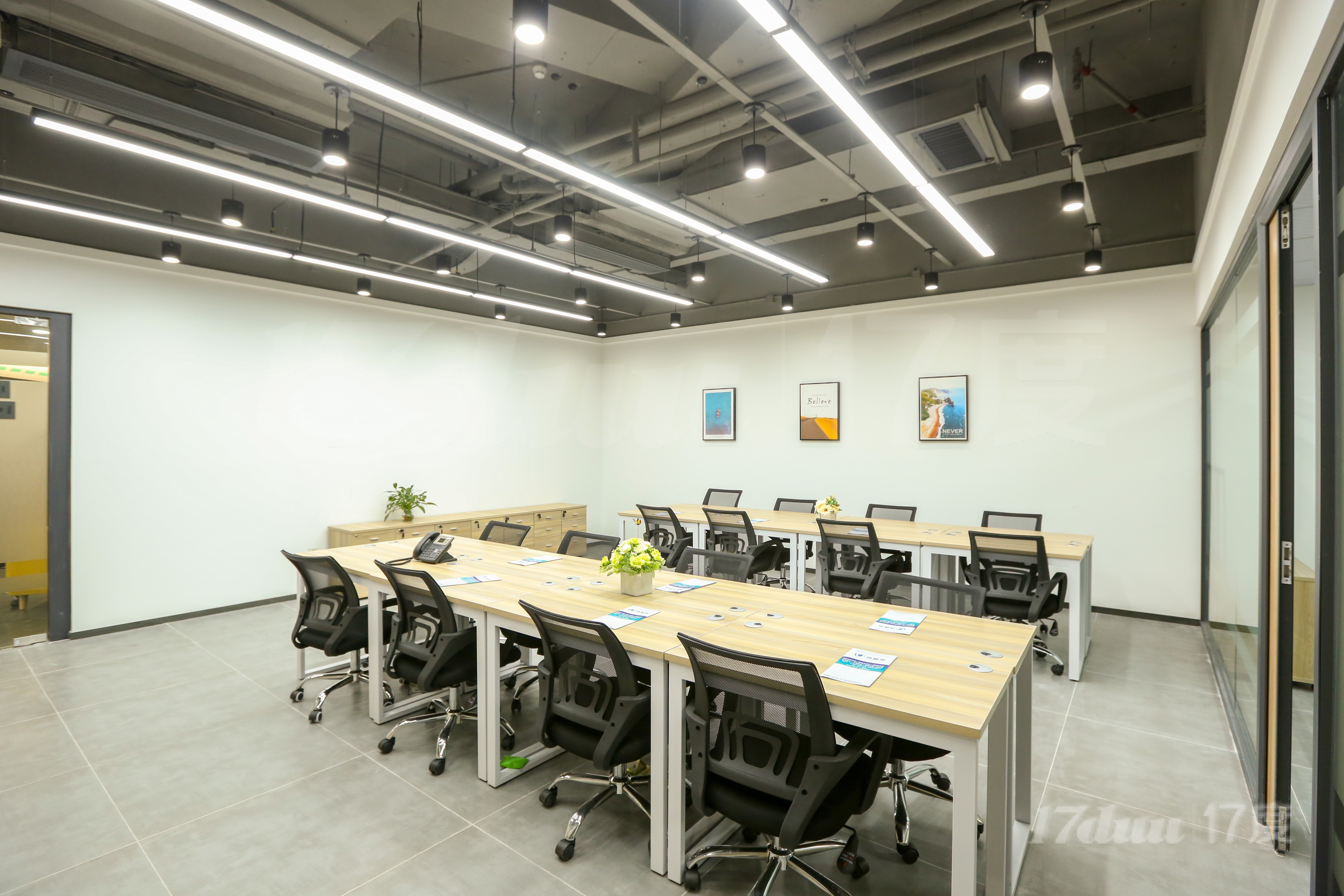 新店开业！罗湖新秀办公室出租/变更地址提供红本