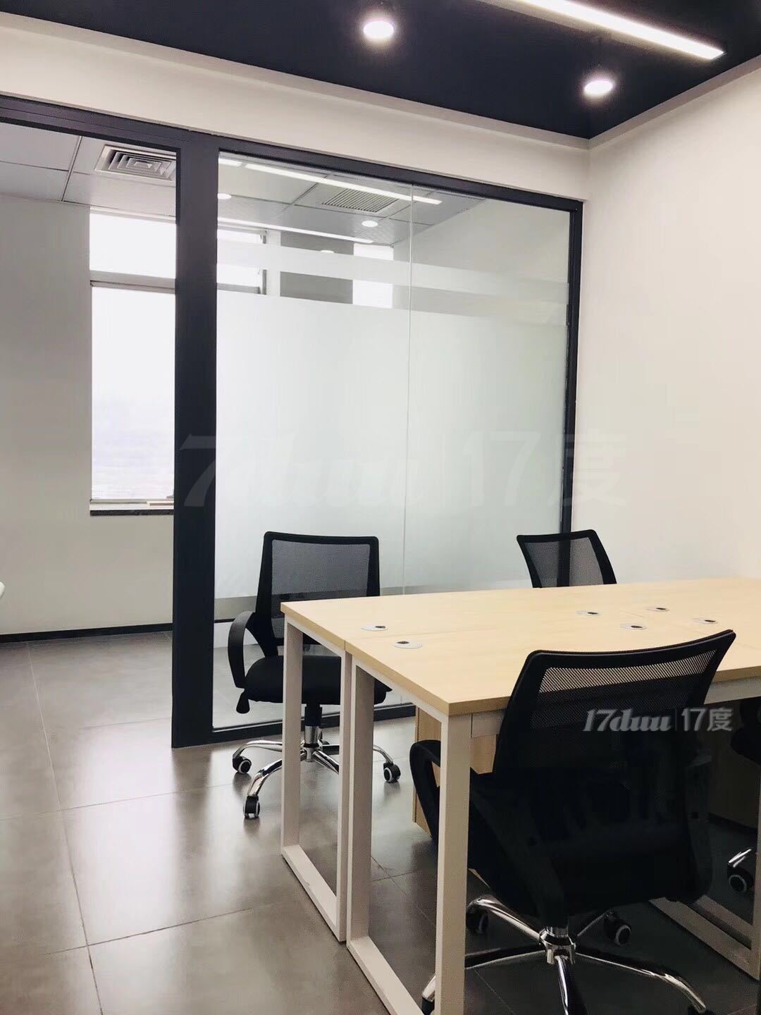 龙华新区办公室出租,家私网络齐全1000元全包