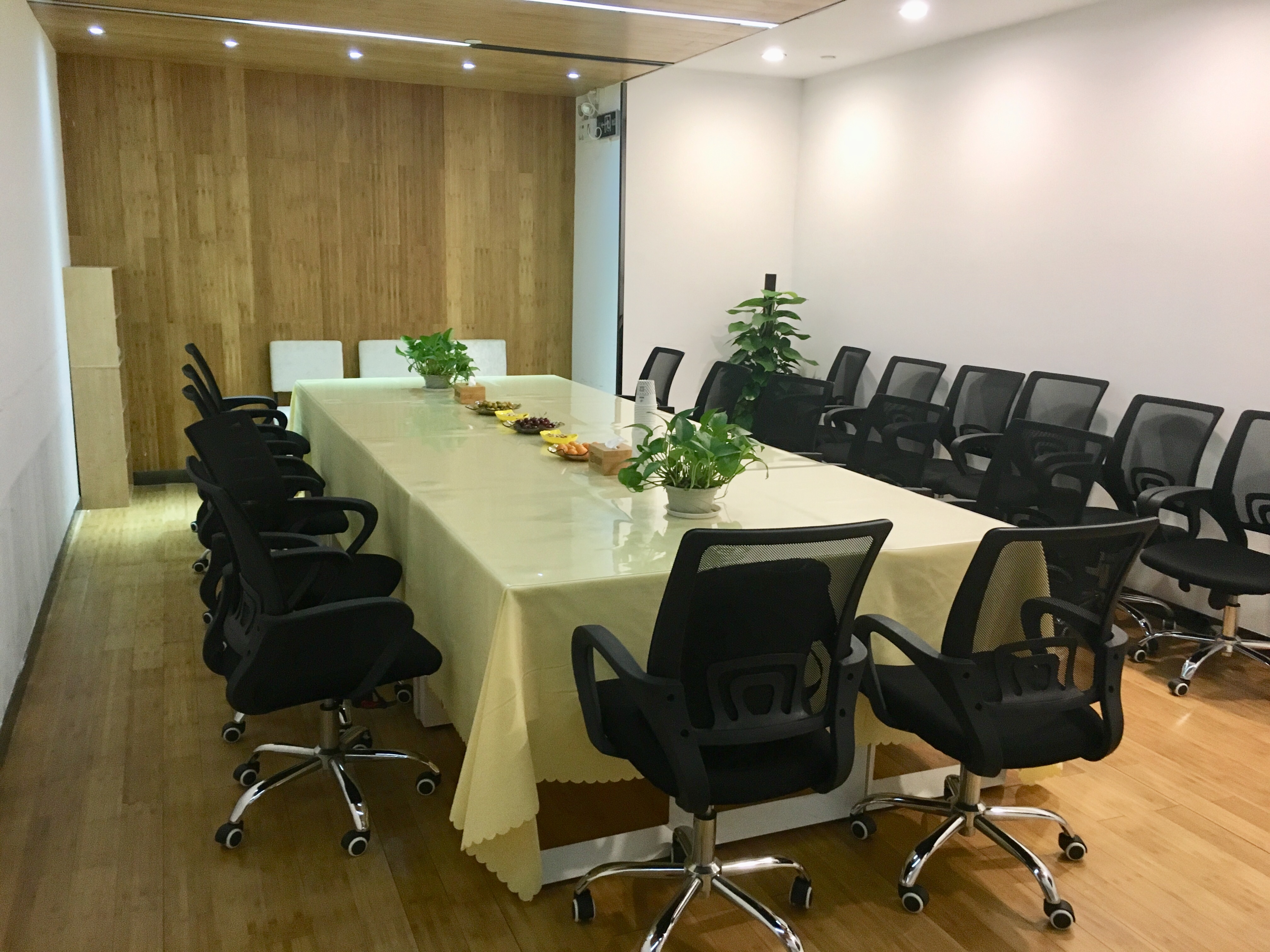 00元/小时会场/会议室-17度租售公装平台