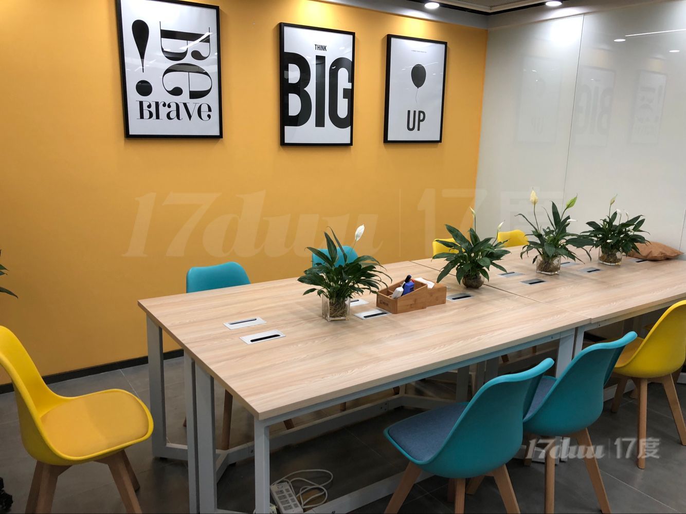 罗湖口岸出租办公室，可以注冊变更做仓库