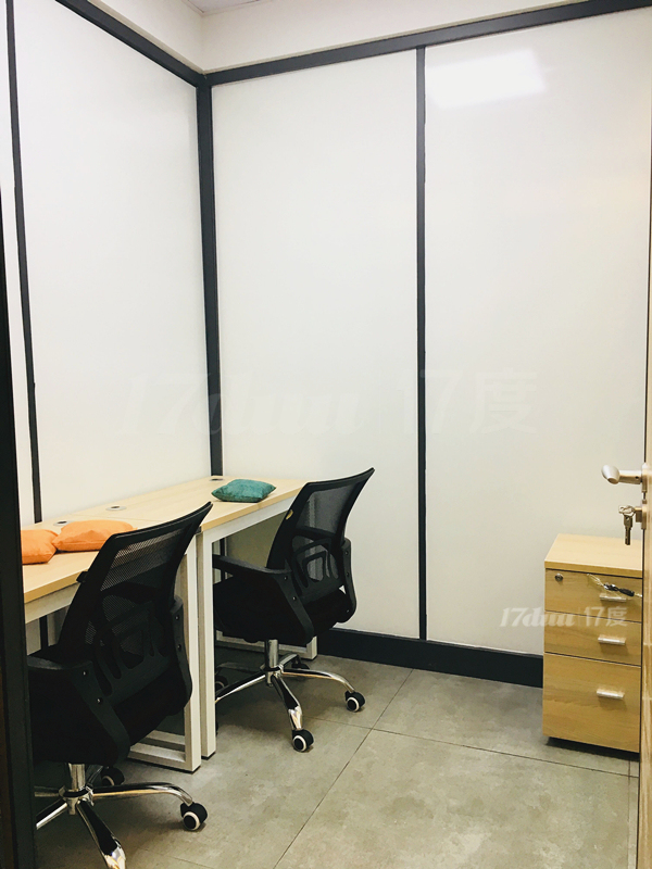 中小微科创企业办公室出租，即租即用带家私