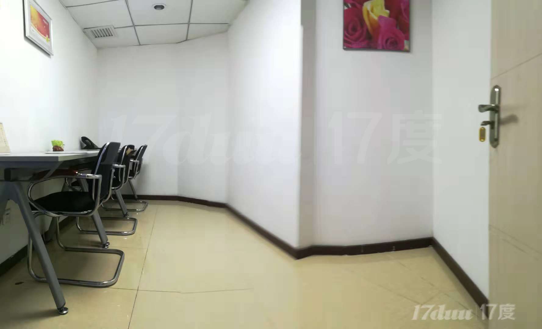 南山赤湾小型办公室，OFFICE不用太大，装得下梦想就好。