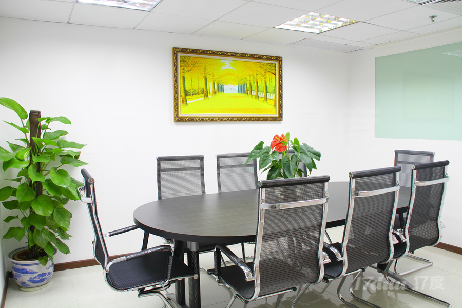 广州写字楼出租，各种精装小型办公室出租均可注册公司