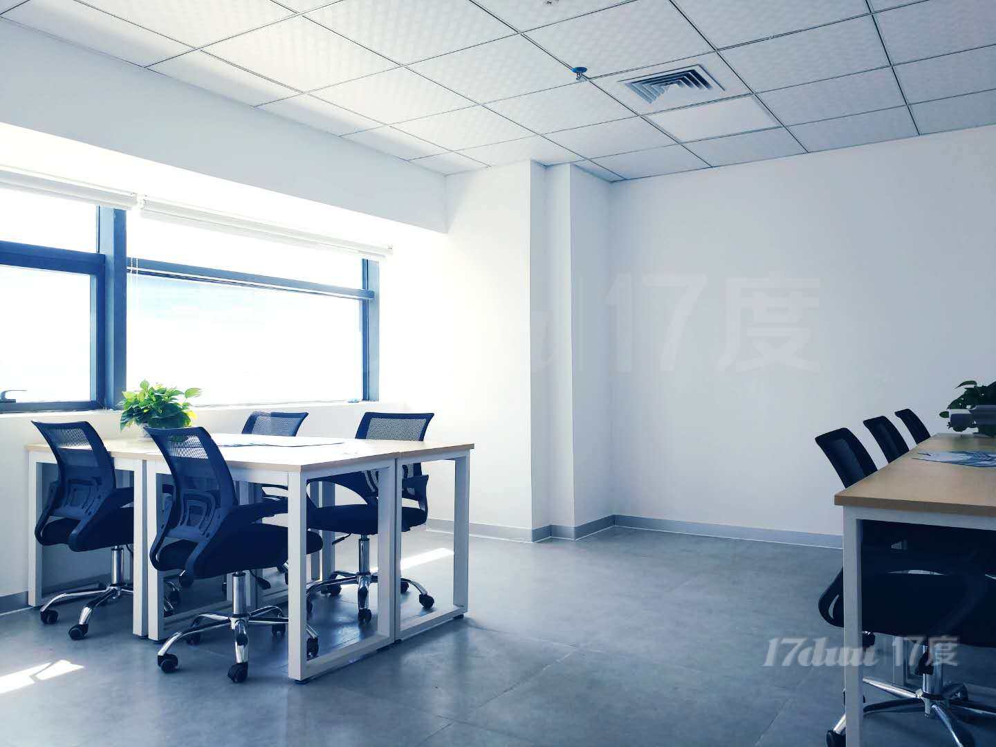 精装商务办公室,办公卡位,做账报税送注,册直租