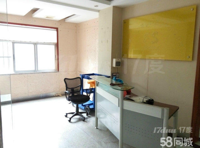 业主直租 办公首选 8成实用率 内部停车场 免装修期