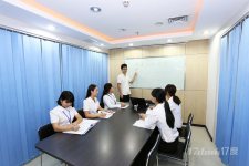 广州天河办公室出租，会议室出租（费用全包）
