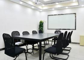 《福田华强北会议室出租》10-50人开会+有投影白板