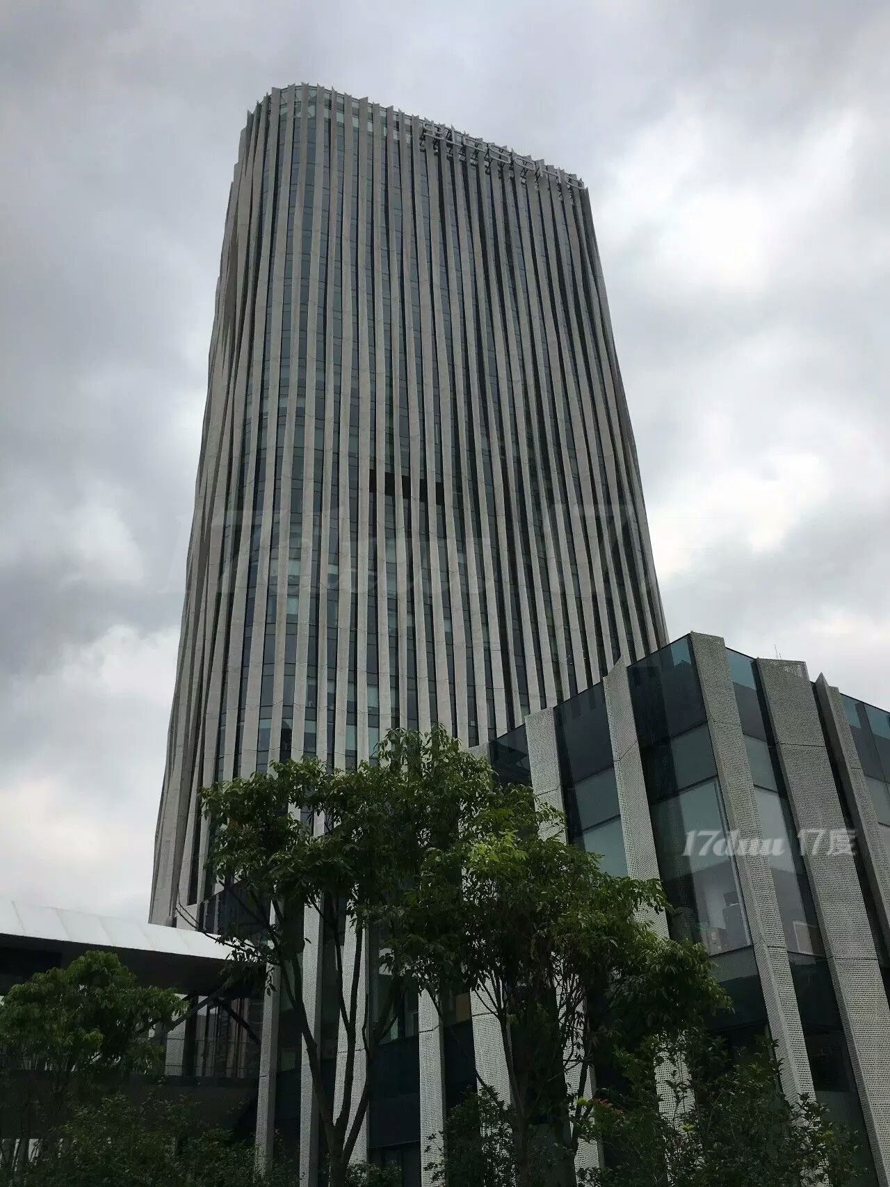 虹口区（虹口SOHO），5A甲级办公，欢迎来电预约看房。