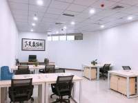 地铁口旁，精装办公室，配家私，可过危化品，出红本，可地址挂靠