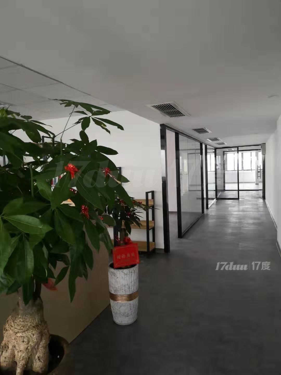 湖景写字楼出租