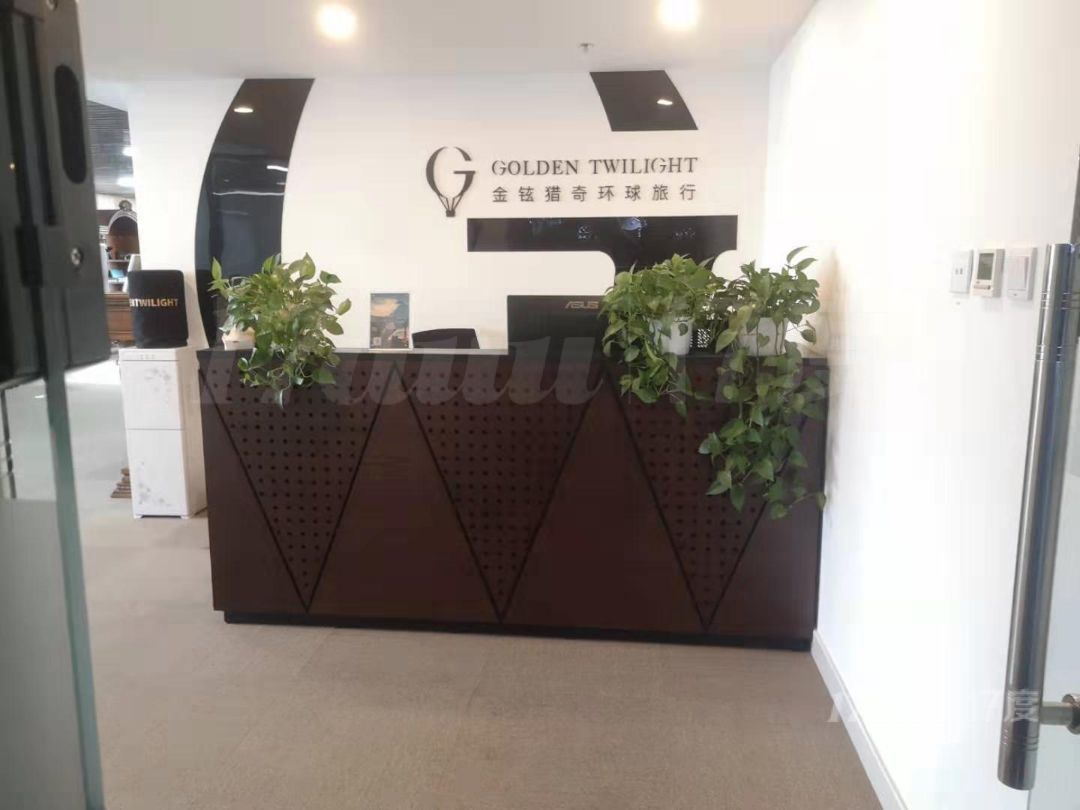 大望路商圈，精装修带家具，户型方正