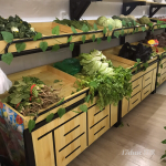 镇安菜市场对面，转让，可以来看看店铺