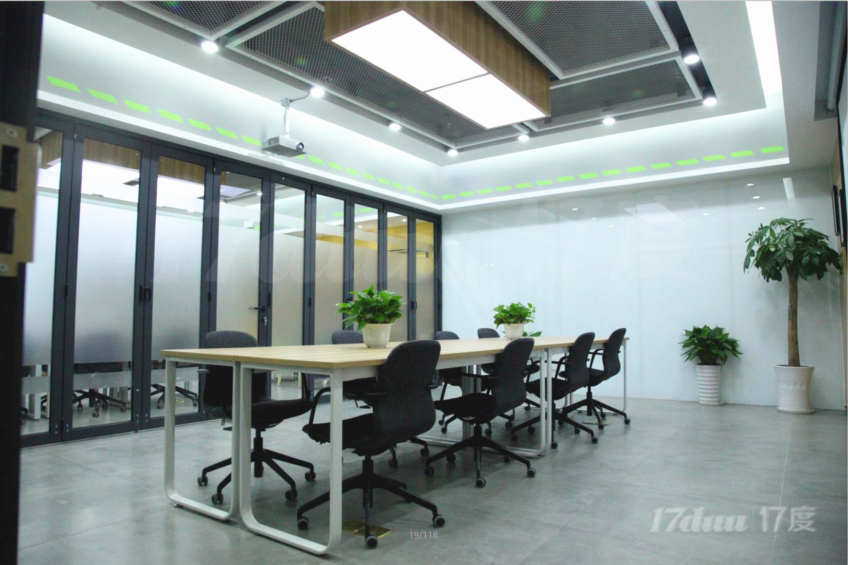 (一站式服务)办公室会议室卡位出租,工商财税代理