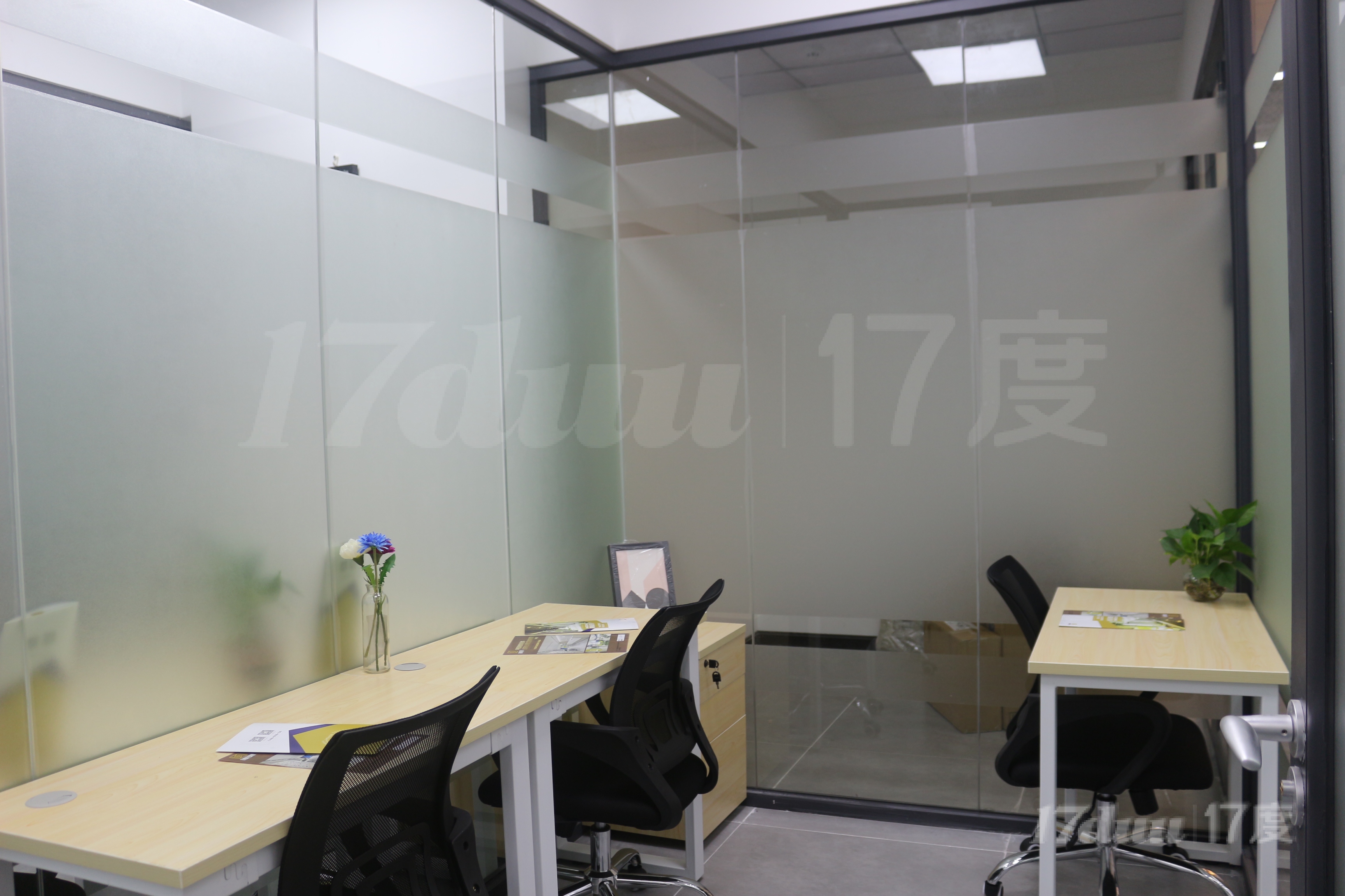 费用全免，一切都根据您个性化的需要，您只要拎包即可入住